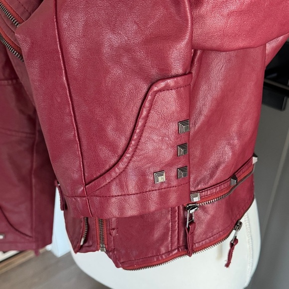 Chouyatou Women's Studded Jacket in Red Size M - Picture 4 of 12
